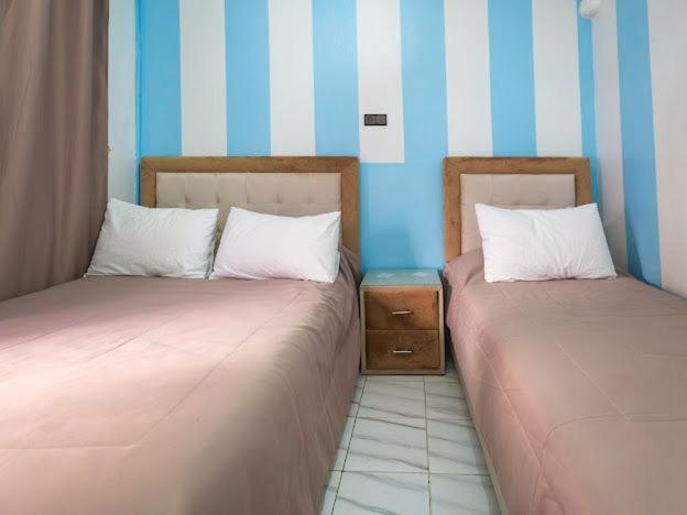 Hotel Sevilla Chefchaouen Exteriör bild